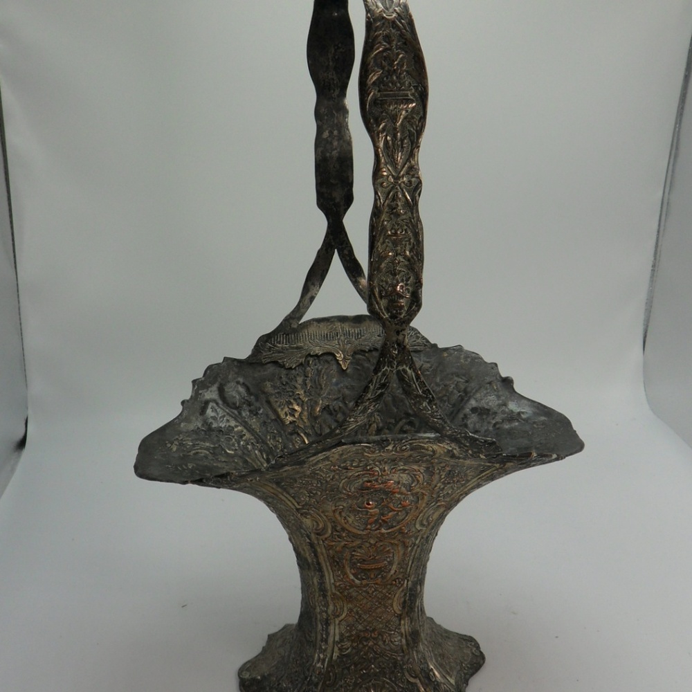 RARE Cherub SILVERPLATE BASKET  1886-1928 Wedding